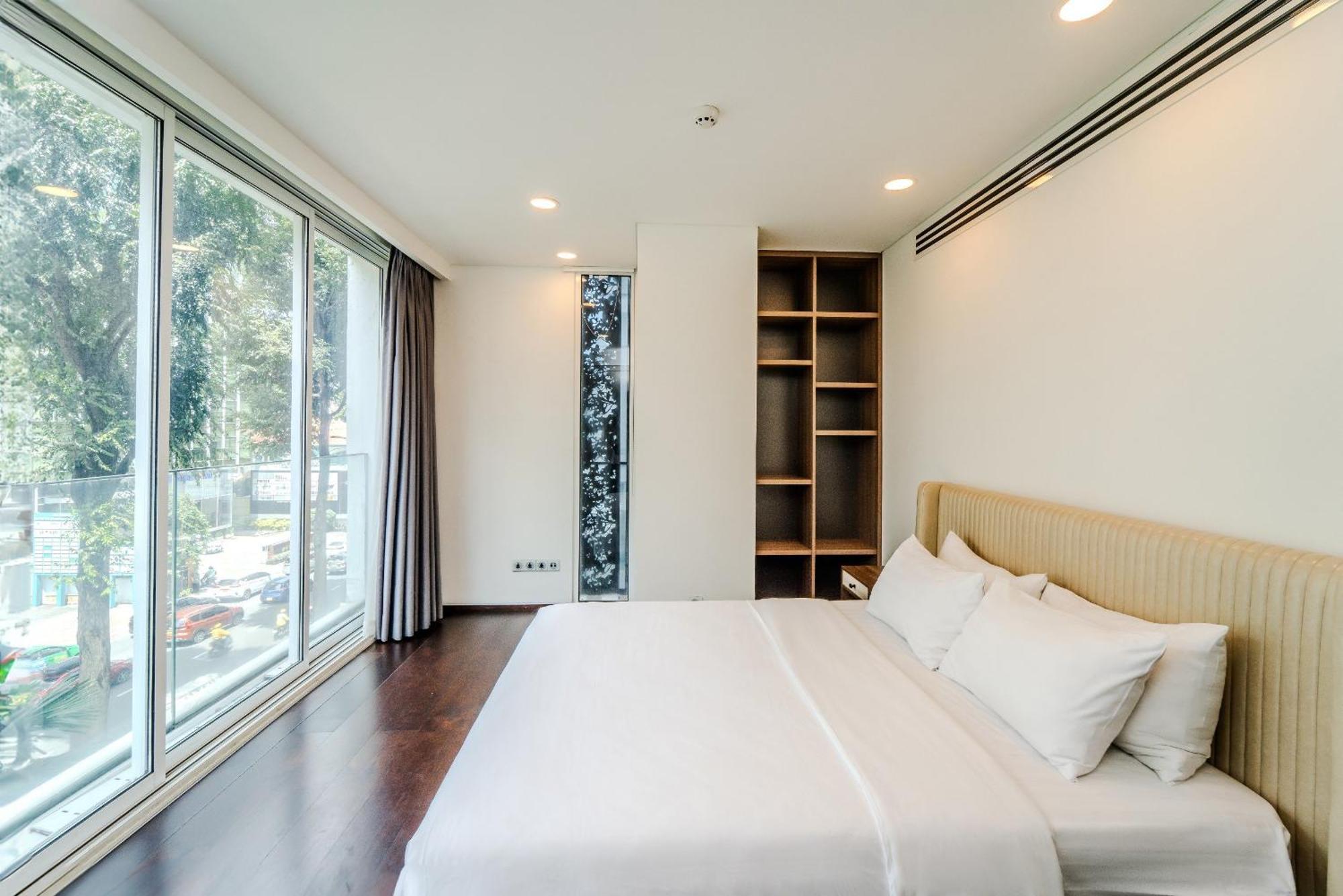 Serenity Saigon Sky Villas - Free One Way Airport Shuttle โฮจิมินห์ซิตี้ ภายนอก รูปภาพ