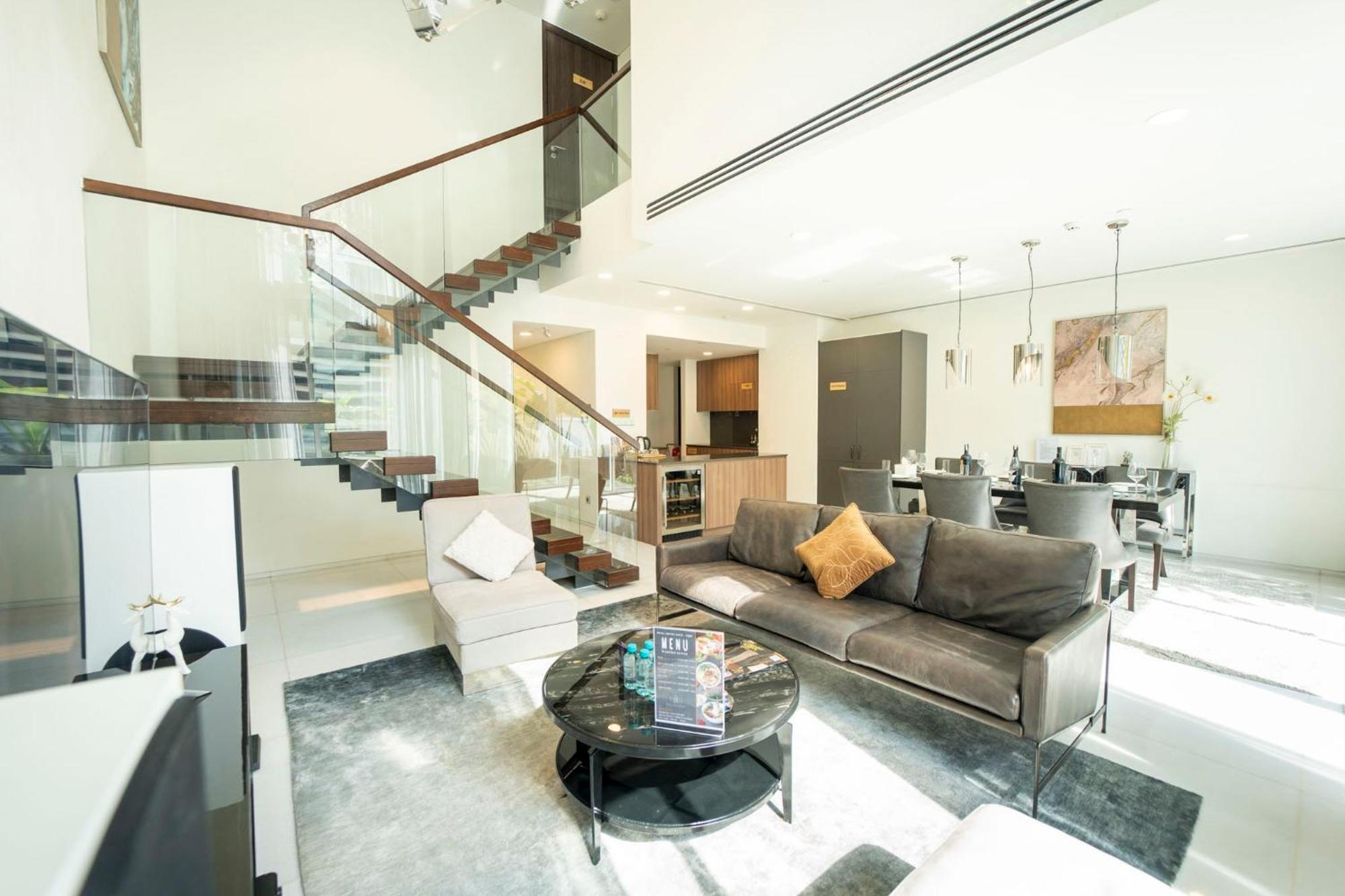 Serenity Saigon Sky Villas - Free One Way Airport Shuttle โฮจิมินห์ซิตี้ ภายนอก รูปภาพ