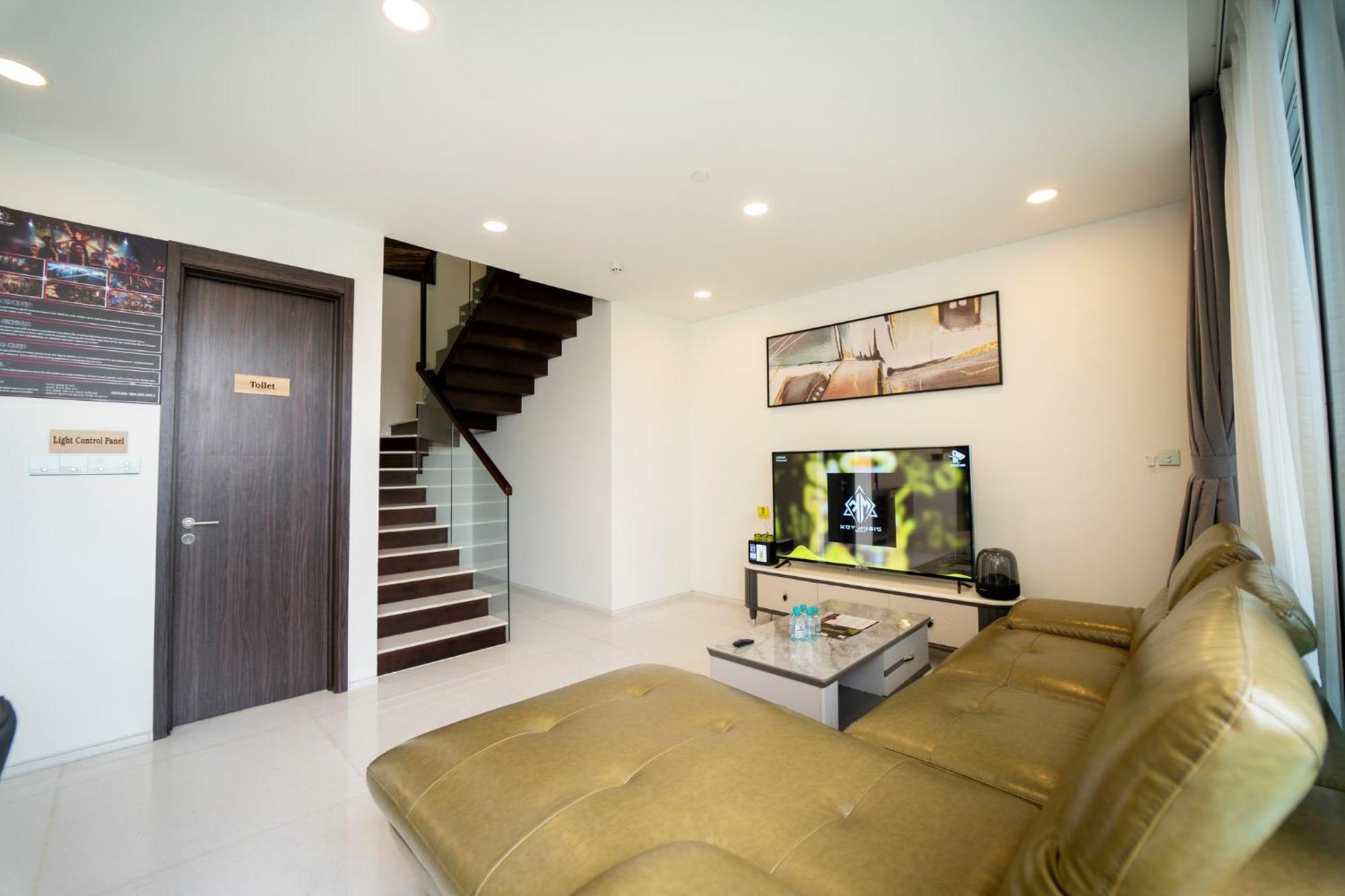 Serenity Saigon Sky Villas - Free One Way Airport Shuttle โฮจิมินห์ซิตี้ ภายนอก รูปภาพ
