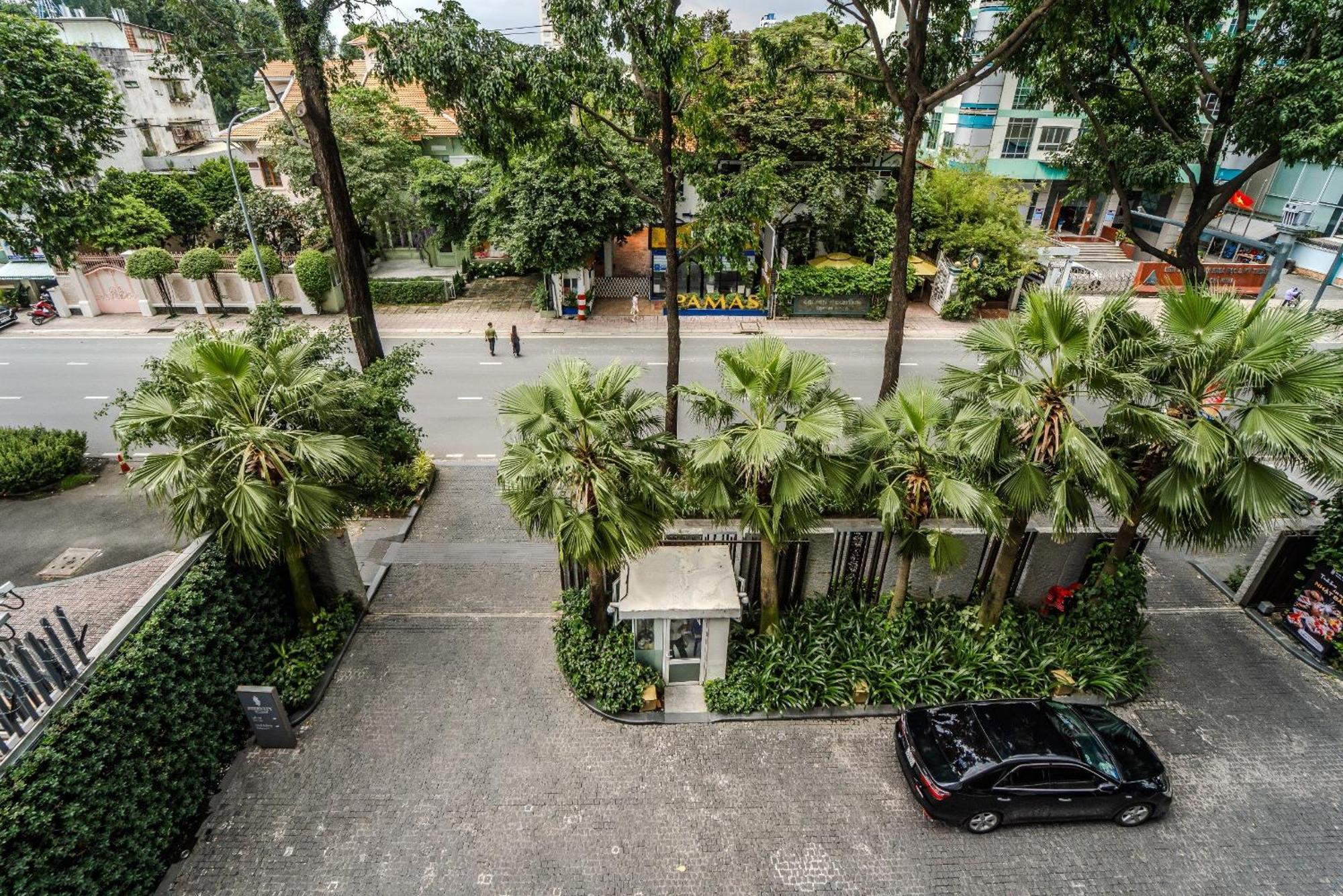 Serenity Saigon Sky Villas - Free One Way Airport Shuttle โฮจิมินห์ซิตี้ ภายนอก รูปภาพ