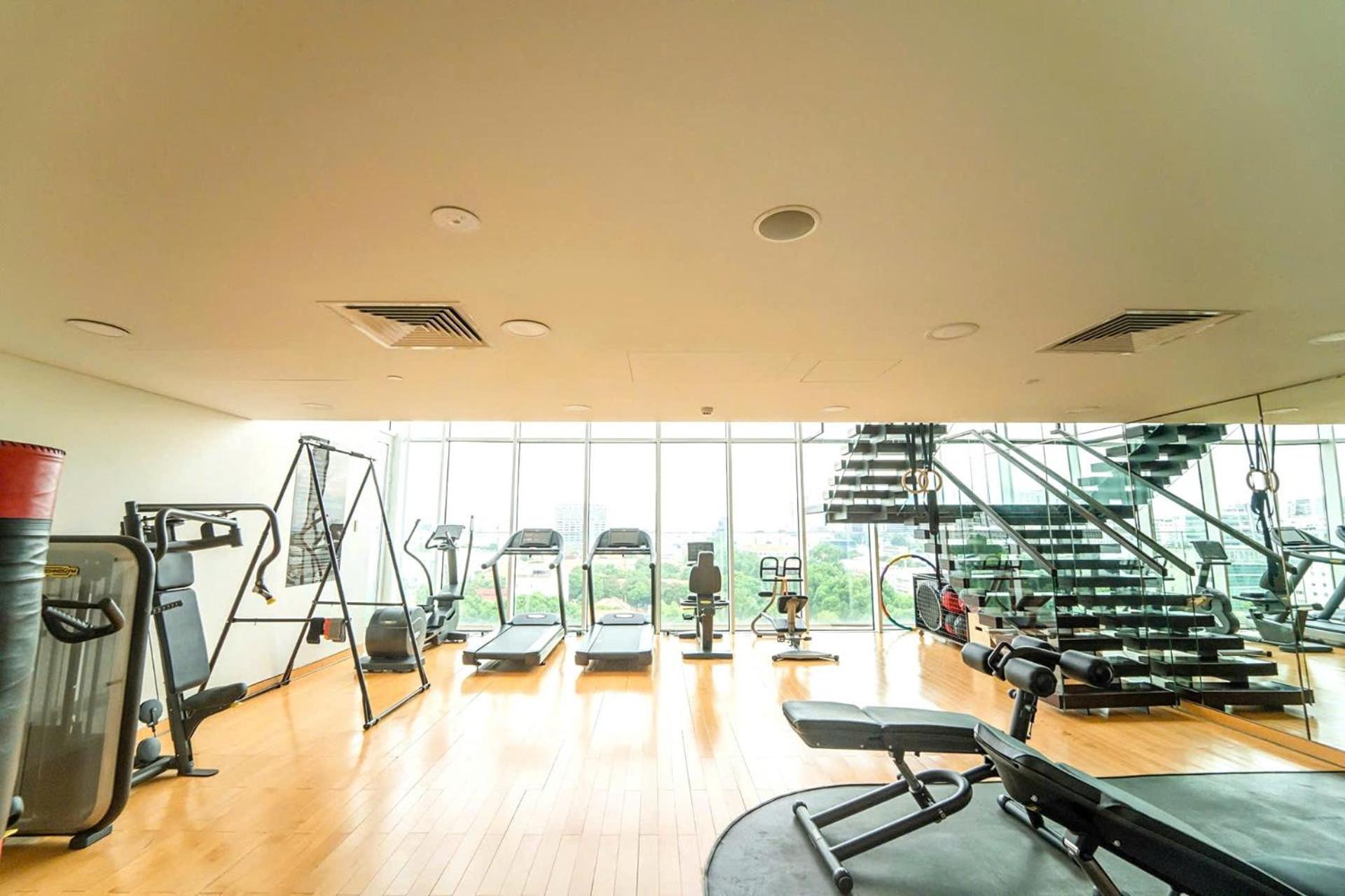Serenity Saigon Sky Villas - Free One Way Airport Shuttle โฮจิมินห์ซิตี้ ภายนอก รูปภาพ